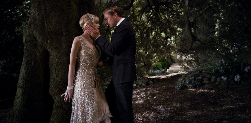 Image used for reviewing purposes under the Terms of Use granted: http://thegreatgatsby.warnerbros.com